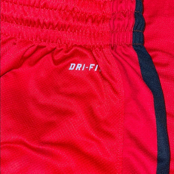 Basketball Shorts - Picture 4 of 5